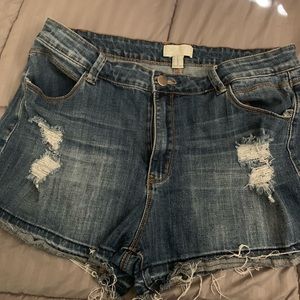 Cut off distressed Jean Shorts